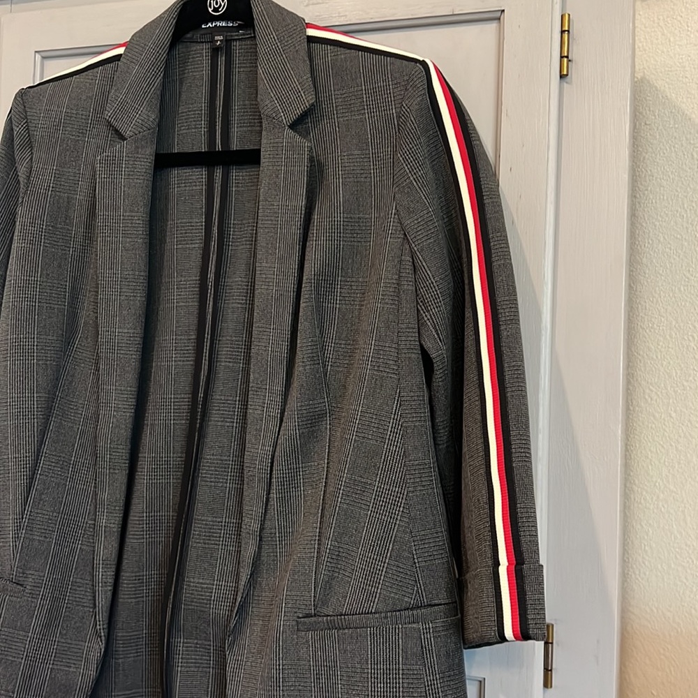 Express Blazer. Small. - Picture 3 of 4